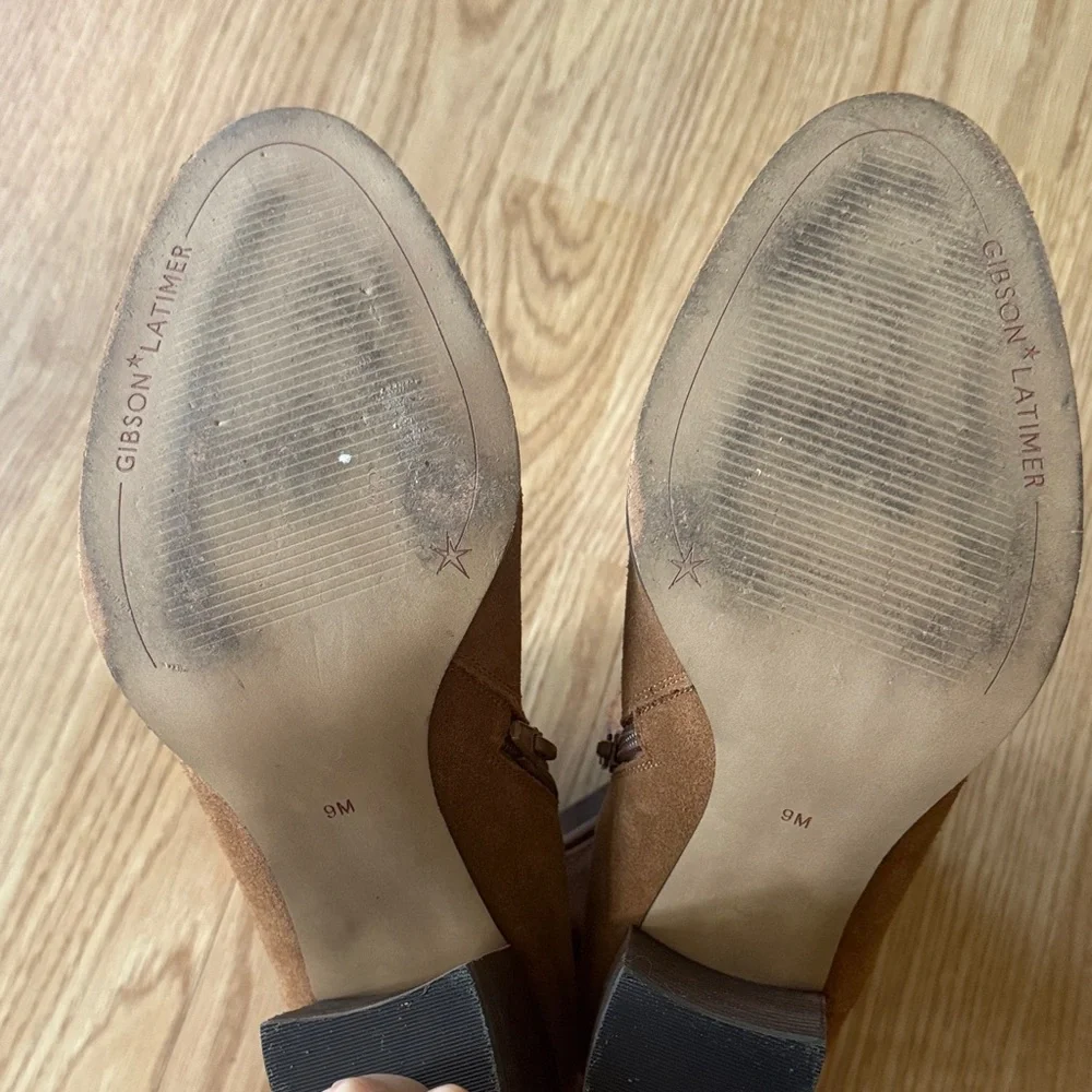 Gibson Latimer Brown Suede Ankle Boots 9